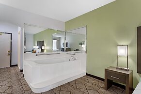 Best Western Plus North Houston Inn & Suites