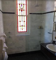 The Carrington Hotel