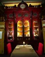 The Carrington Hotel