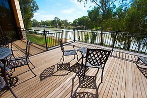 Wentworth Grande Resort