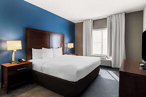 Comfort Inn & Suites near Tinley Park Amphitheater