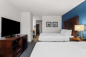 Comfort Inn & Suites near Tinley Park Amphitheater