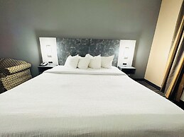 FairBridge Inn & Suites Cleburne