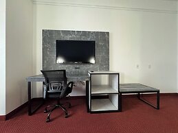 FairBridge Inn & Suites Cleburne