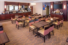 Comfort Inn & Suites Near Burke Mountain