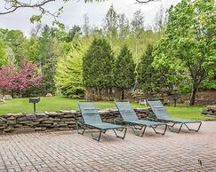 Comfort Inn & Suites Near Burke Mountain