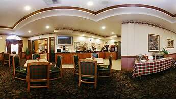 Quality Inn & Suites I-35 E / Walnut Hill