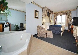 Quality Inn & Suites I-35 E / Walnut Hill