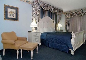 Quality Inn & Suites I-35 E / Walnut Hill