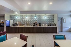 La Quinta Inn & Suites by Wyndham Rockwall
