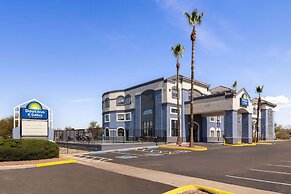 Days Inn & Suites by Wyndham Tucson/Marana