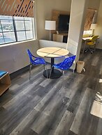 Days Inn & Suites by Wyndham Tucson/Marana