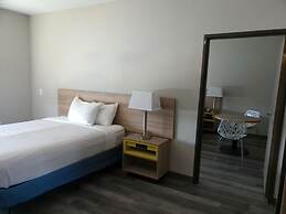 Days Inn & Suites by Wyndham Tucson/Marana