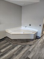 Days Inn & Suites by Wyndham Tucson/Marana