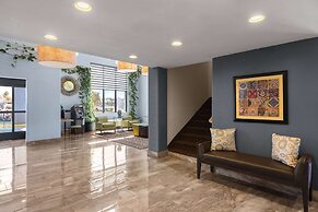 Days Inn & Suites by Wyndham Tucson/Marana