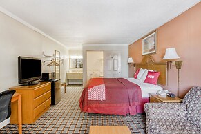 OYO Hotel Pineville LA Hwy 165