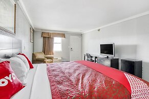 OYO Hotel Pineville LA Hwy 165