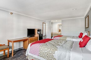 OYO Hotel Pineville LA Hwy 165