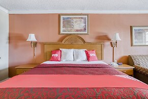 OYO Hotel Pineville LA Hwy 165