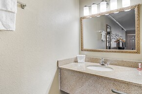 OYO Hotel Pineville LA Hwy 165