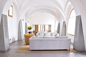 Pousada Convento de Arraiolos - Historic Hotel