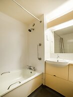 OYO Sunrise Hotel, A46 N Leicester