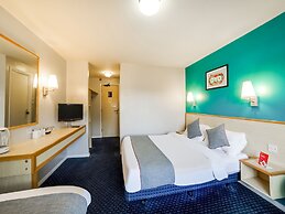 OYO Sunrise Hotel, A46 N Leicester