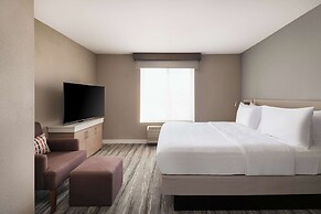Hilton Garden Inn St. Charles