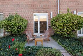 Hilton Garden Inn St. Charles
