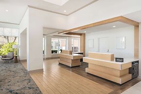 Hilton Garden Inn St. Charles