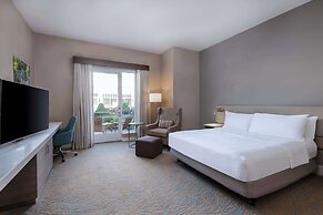 Hilton Garden Inn St. Charles