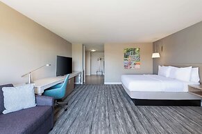 Hilton Garden Inn St. Charles