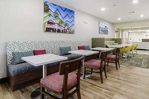Holiday Inn Express & Suites Port Charlotte, an IHG Hotel