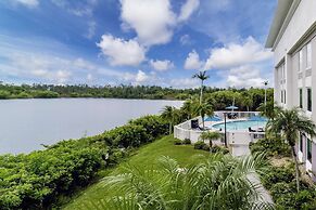 Holiday Inn Express & Suites Port Charlotte by IHG