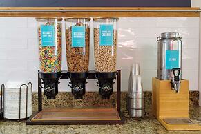 Holiday Inn Express & Suites Port Charlotte by IHG