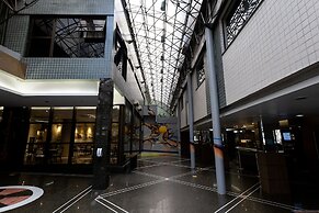 Master Porto Alegre Hotel - Av Carlos Gomes, Proximo Consulado America