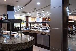 Master Porto Alegre Hotel - Av Carlos Gomes, Proximo Consulado America