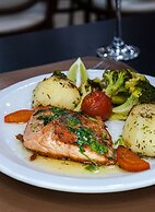 Master Porto Alegre Hotel - Av Carlos Gomes, Proximo Consulado America