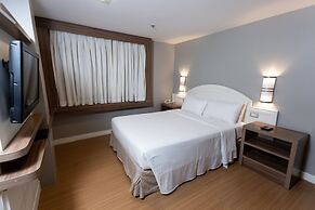 Master Porto Alegre Hotel - Av Carlos Gomes, Proximo Consulado America