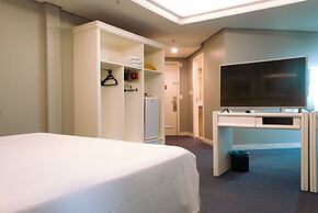 Master Porto Alegre Hotel - Av Carlos Gomes, Proximo Consulado America