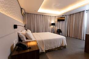 Master Porto Alegre Hotel - Av Carlos Gomes, Proximo Consulado America