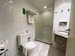 Master Porto Alegre Hotel - Av Carlos Gomes, Proximo Consulado America