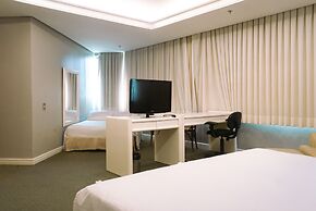 Master Porto Alegre Hotel - Av Carlos Gomes, Proximo Consulado America