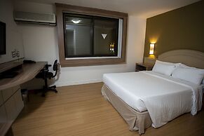 Master Porto Alegre Hotel - Av Carlos Gomes, Proximo Consulado America