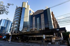 Master Porto Alegre Hotel - Av Carlos Gomes, Proximo Consulado America