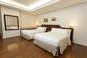 Master Porto Alegre Hotel - Av Carlos Gomes, Proximo Consulado America