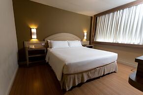 Master Porto Alegre Hotel - Av Carlos Gomes, Proximo Consulado America