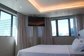 Master Porto Alegre Hotel - Av Carlos Gomes, Proximo Consulado America