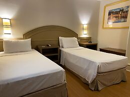 Master Porto Alegre Hotel - Av Carlos Gomes, Proximo Consulado America