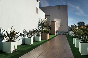 Master Porto Alegre Hotel - Av Carlos Gomes, Proximo Consulado America